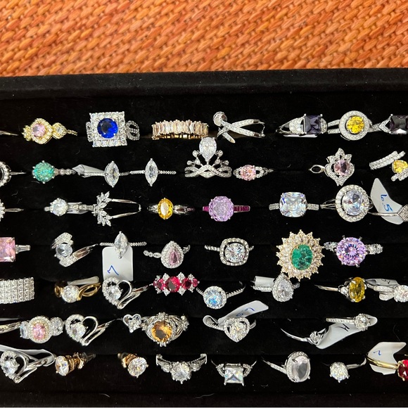 Moissanite Jewelry - Moissanite Jewelry